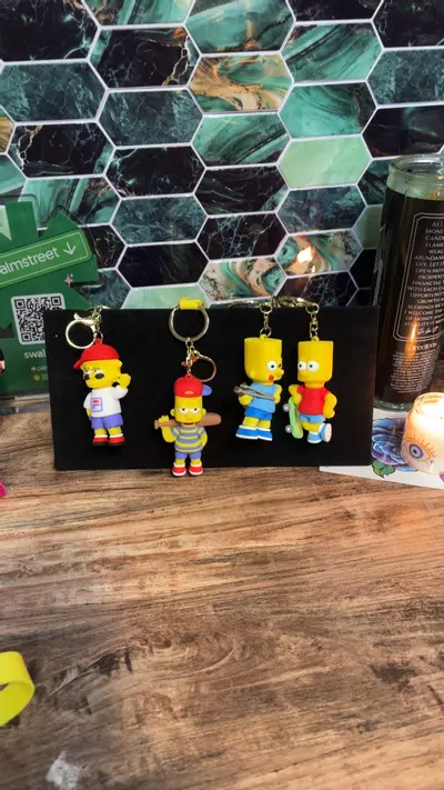 plant/Simpsons keychain!-0-thumbnail
