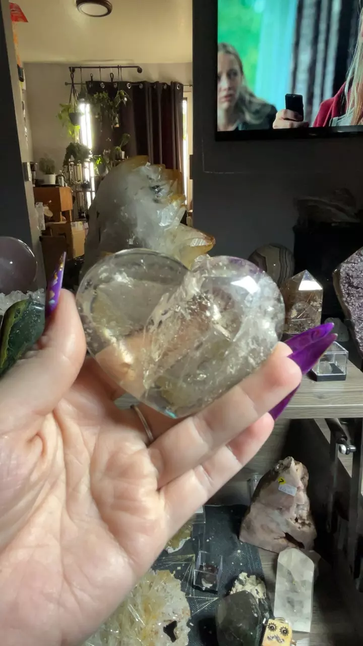 plant/Brazilian Quartz Heart-0