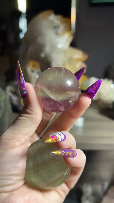 plant/Fluorite Sphere-0-thumbnail
