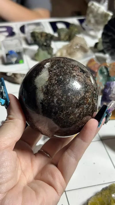 plant/Garnet Sphere-0-thumbnail