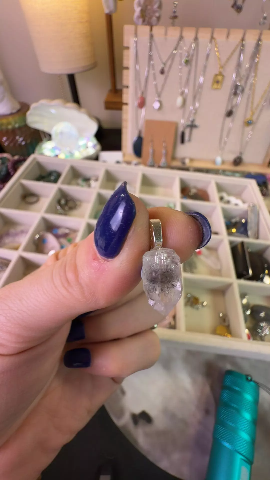 plant/herkimer pendant-0