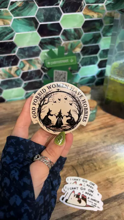 plant/Women Hobbies-0-thumbnail