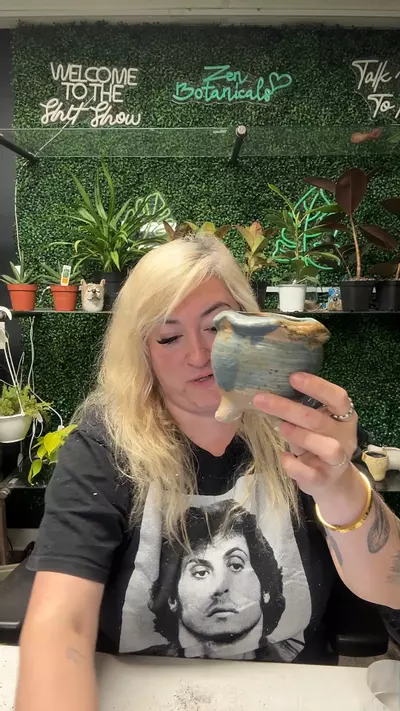 plant/blue footed pot-0-thumbnail