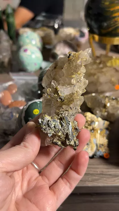 plant/rutile hematite quartz-0-thumbnail