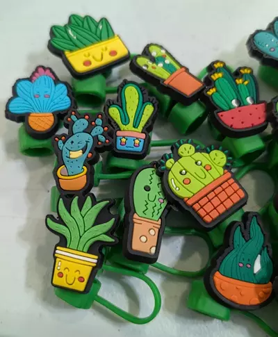 plant/SC Cactus Straw Topper-1-thumbnail