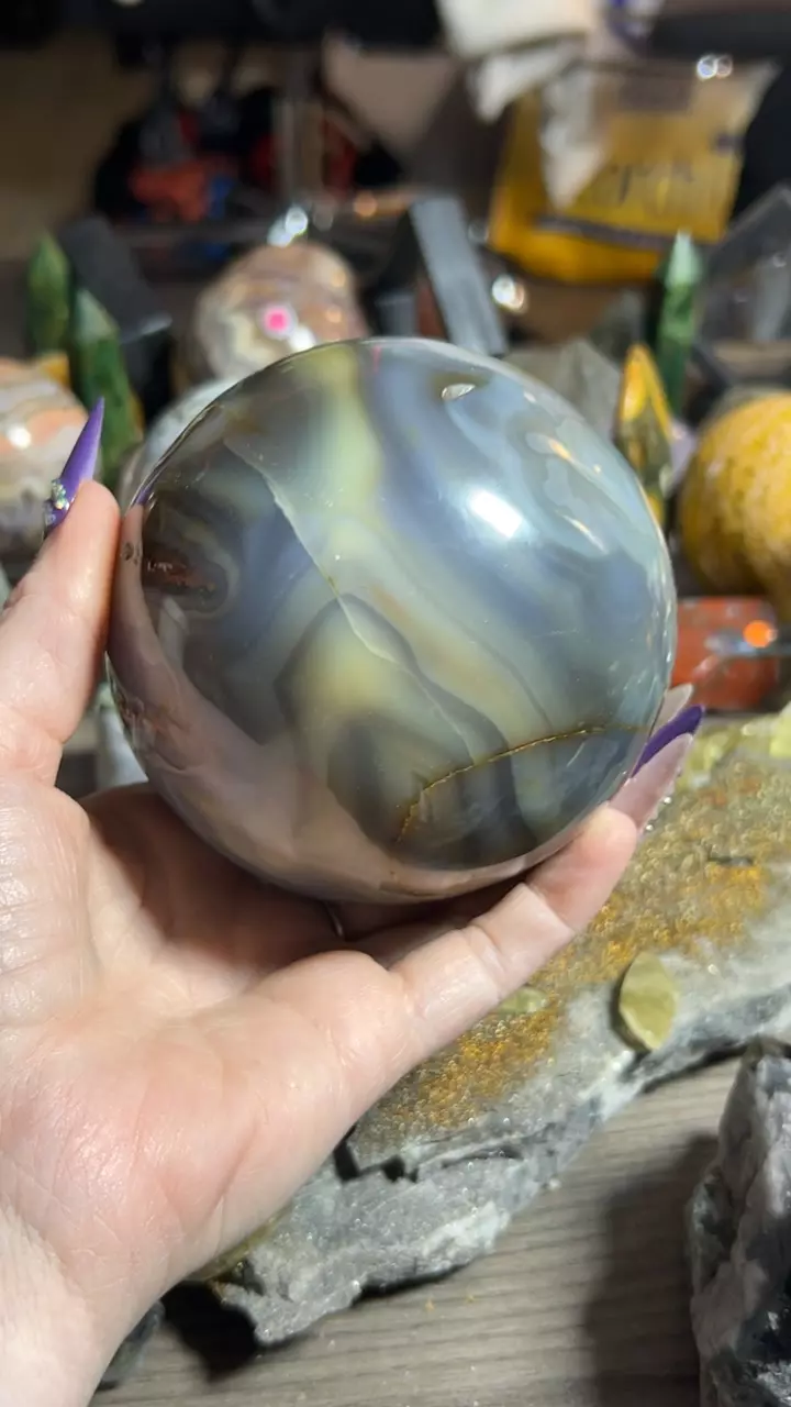 plant/Madagascar Agate Sphere-0