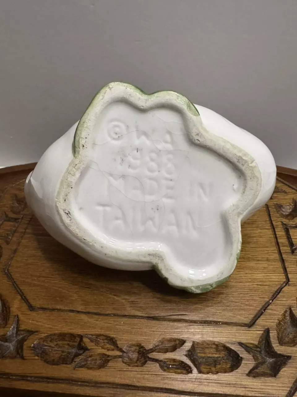 plant/Vintage Ceramic Swan And Lilly Pad Planter-1