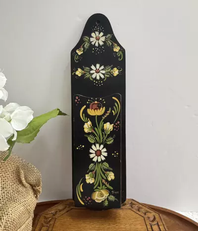 plant/Hand painted Rosemaling Floral design Wooden Match holder-0-thumbnail