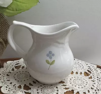 plant/Pfaltzgraff Garland creamer-0-thumbnail