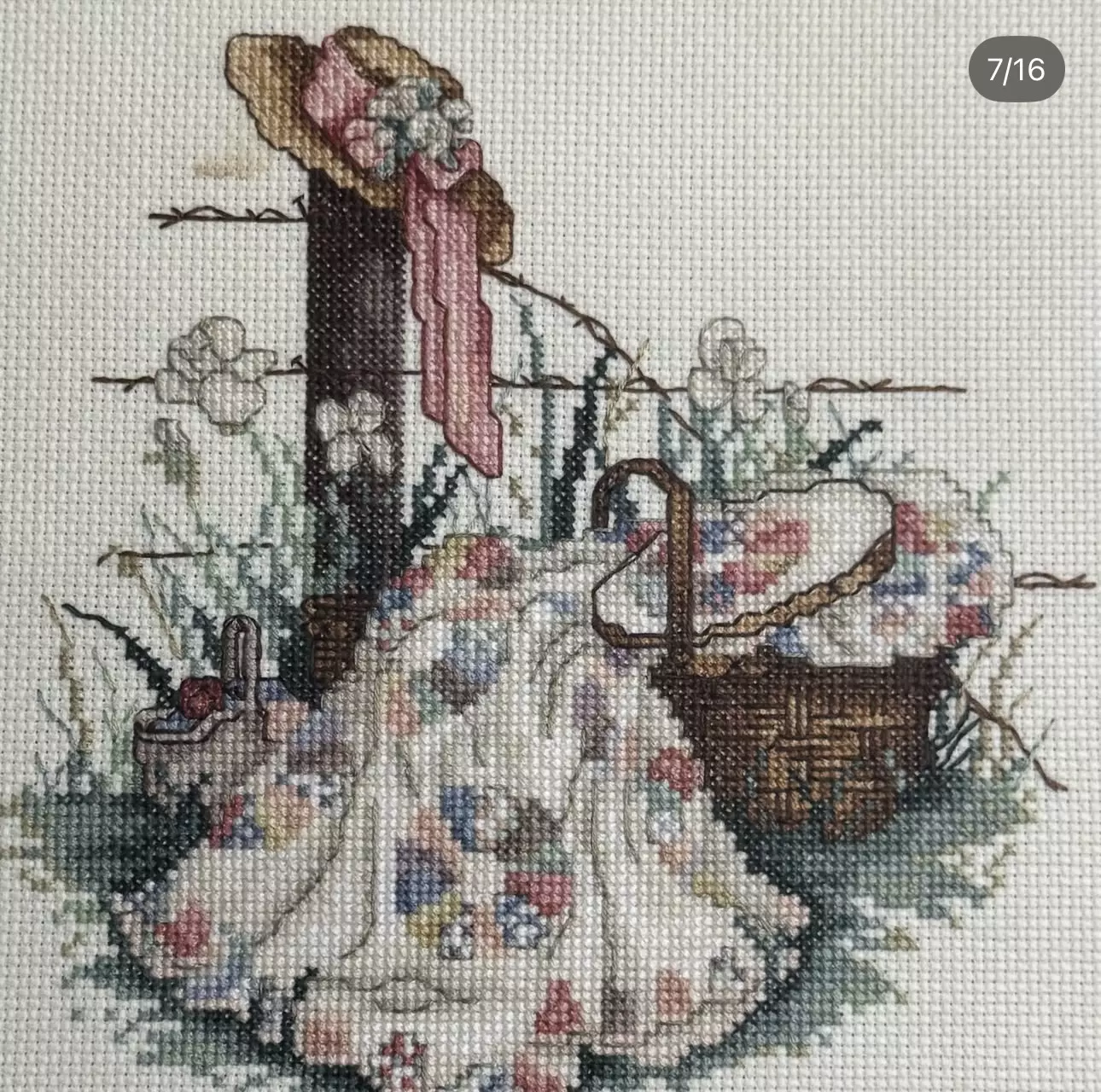 plant/Summers Remembered Framed cross stitch with quilt and hat-1