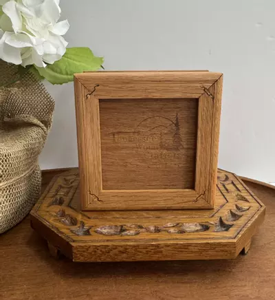 plant/Vintage Tennessee Wood Crafters Quilted Top Box-2-thumbnail