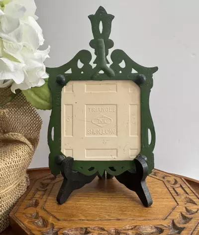 plant/Berggren Swedish folk art ceramic tile trivet-1-thumbnail