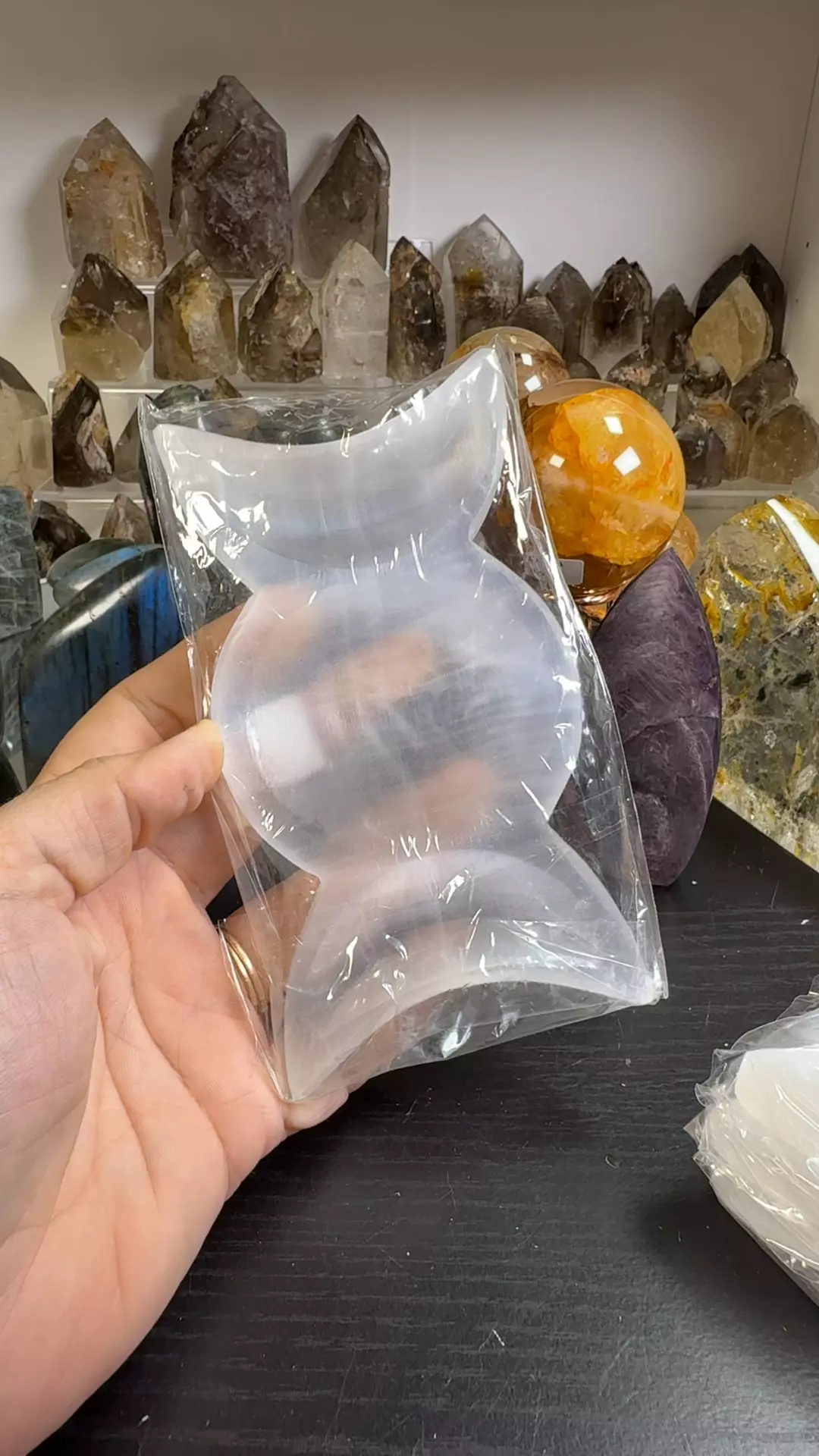 plant/Selenite Triple Moon Bowl-0