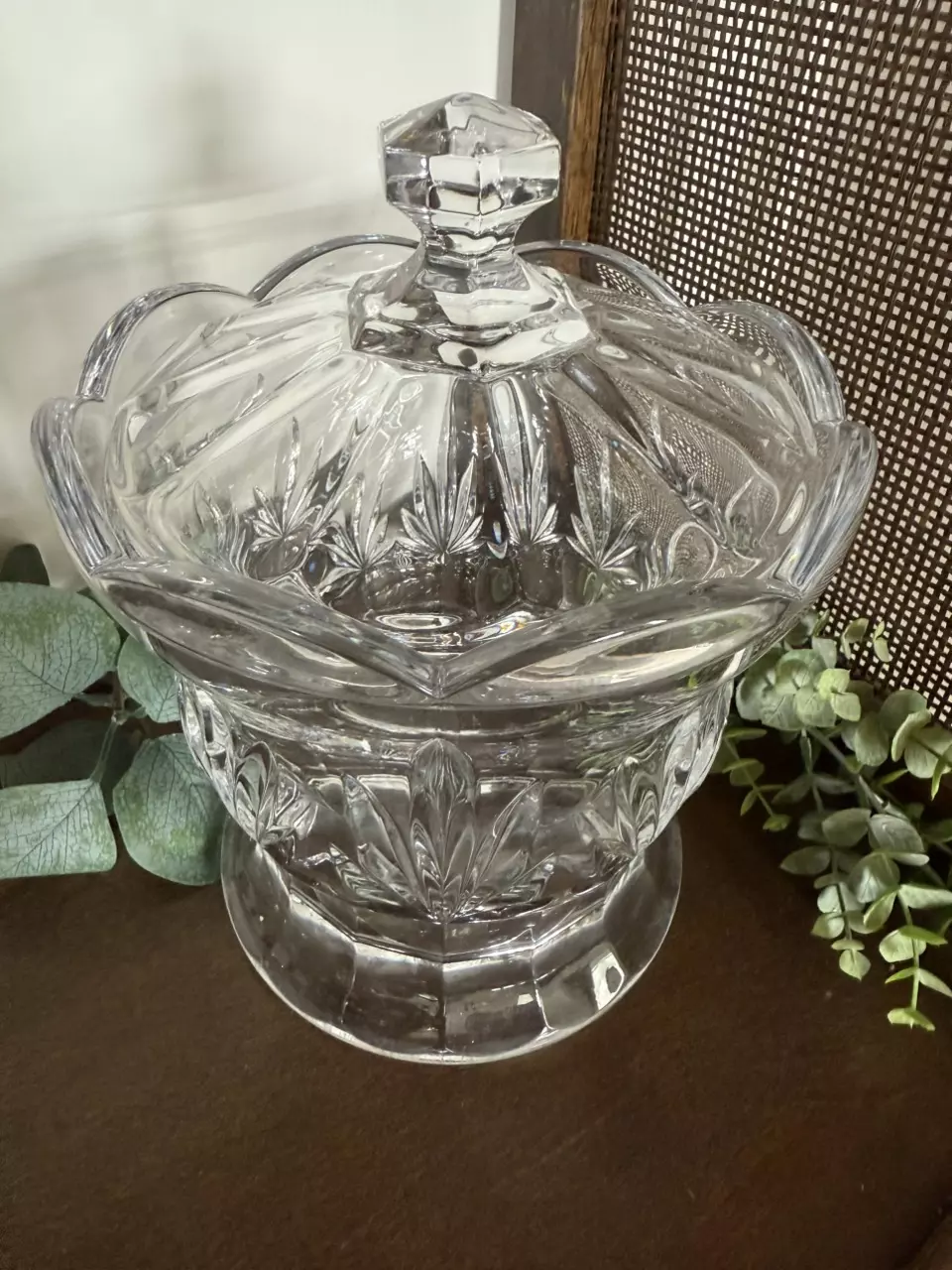 plant/Royal Limited 24% Lead Crystal Tulip Biscuit Jar-1
