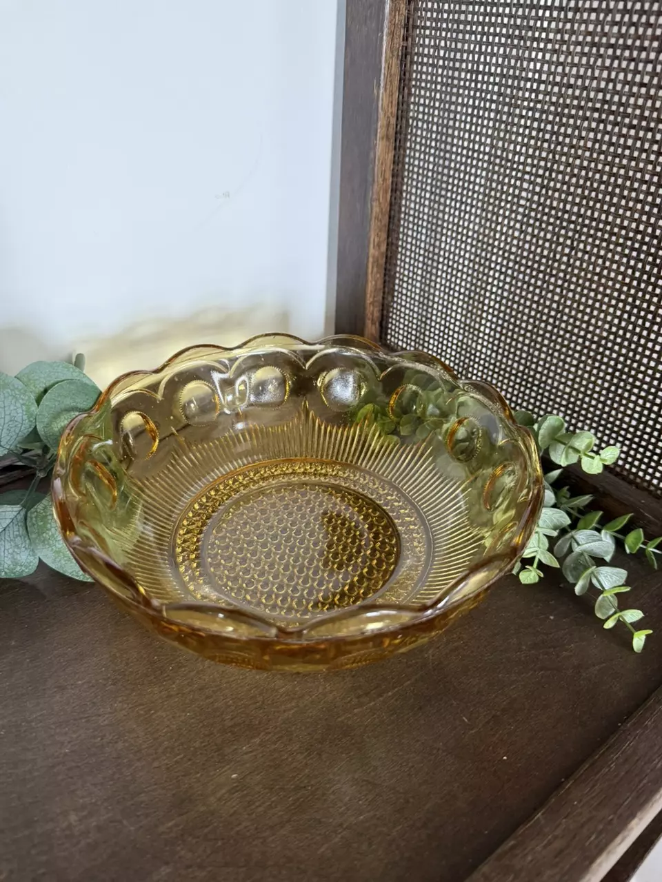 plant/Bartlett Collins “Manhattan” Amber serving bowl-0
