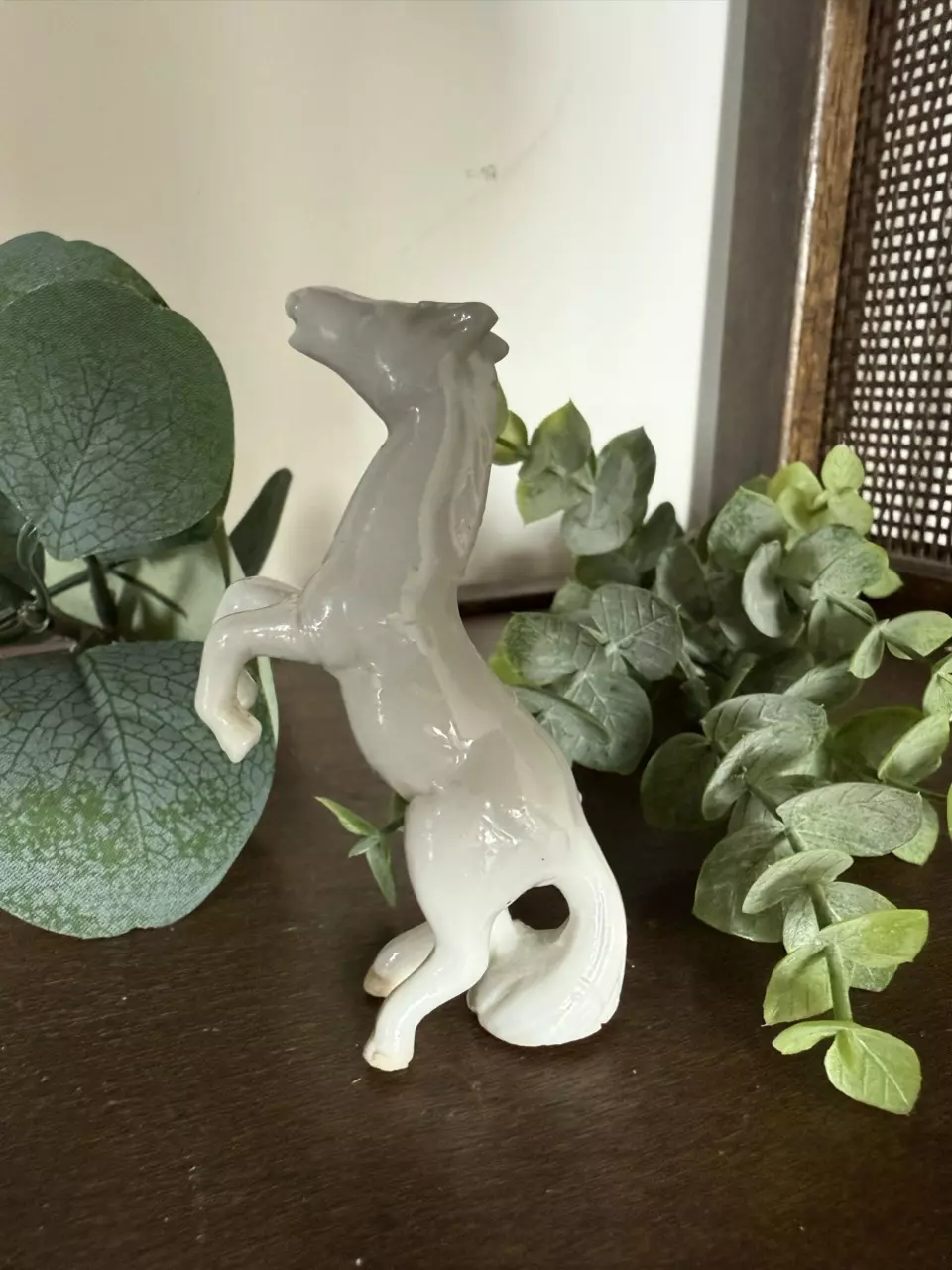 plant/Mini rearing white horse figurine Japan-0