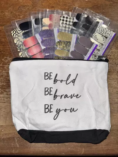 plant/nail bundle-0-thumbnail