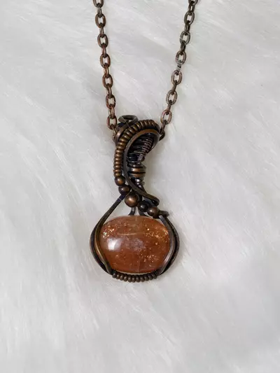 plant/Sunstone Copper Wired Pendant with Chain-0-thumbnail