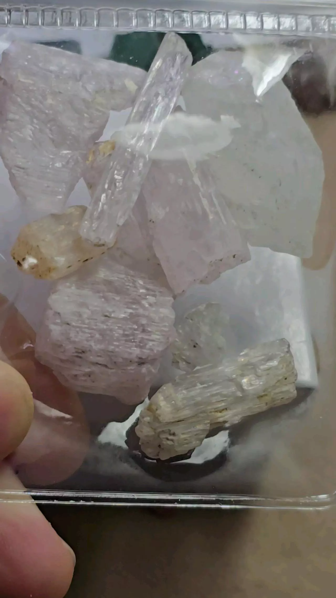 plant/Kunzite Afghanistan 50g ..11 different lots of 50 g all similar-1