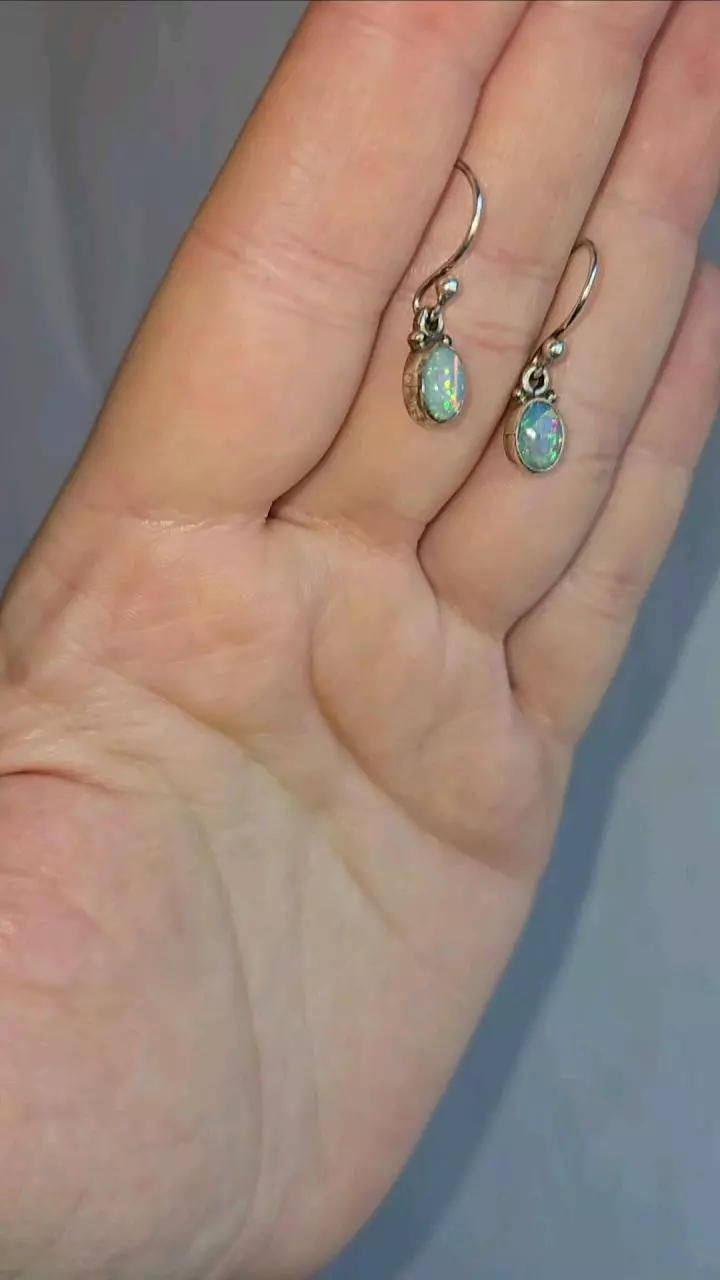 plant/Ethiopian Opal Danglers | Green-0
