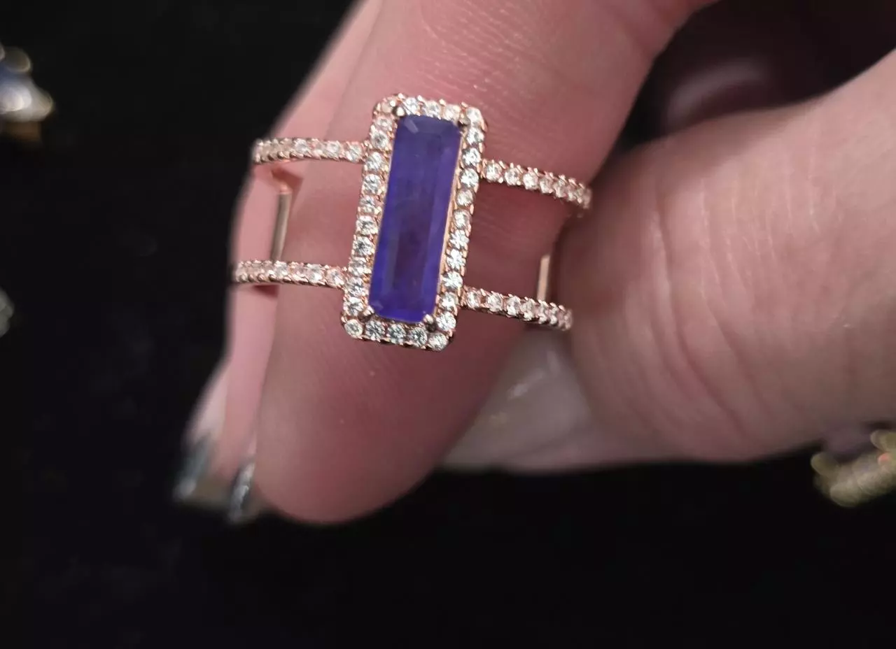 plant/BP RGP Lab Amethyst-0