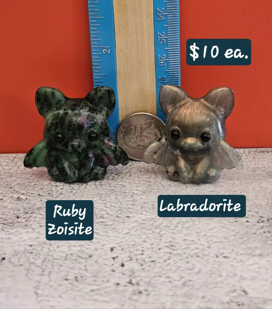 plant/Labradorite Bat-0