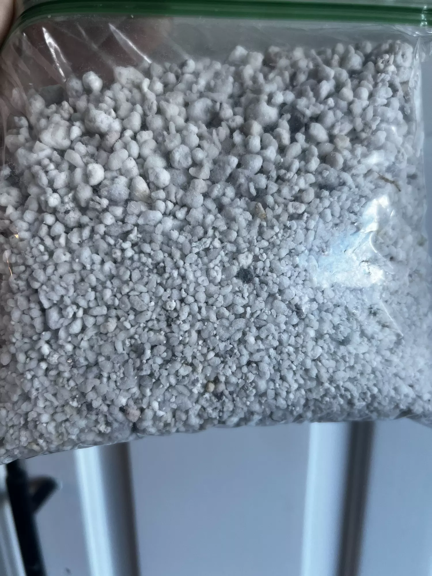 plant/Sandwich bag of perlite add on-0