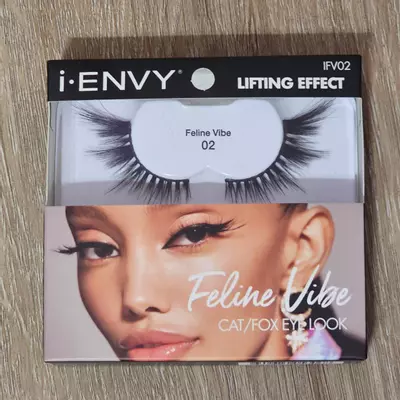 plant/i-ENVY - False Eyelashes Lifting Effect in Feline Vibe-0-thumbnail