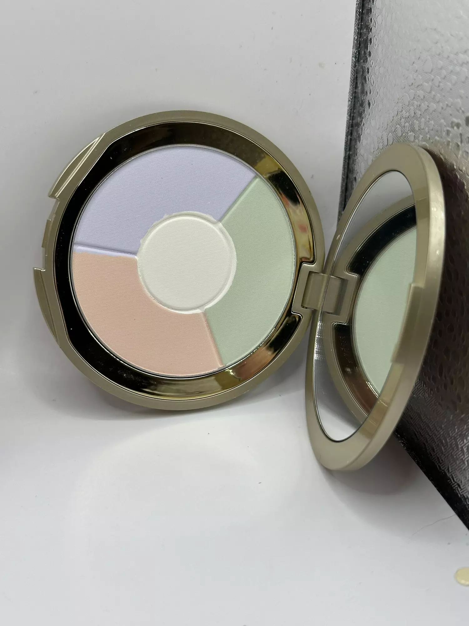 plant/Stila One Step Correct brightening finishing powder-1
