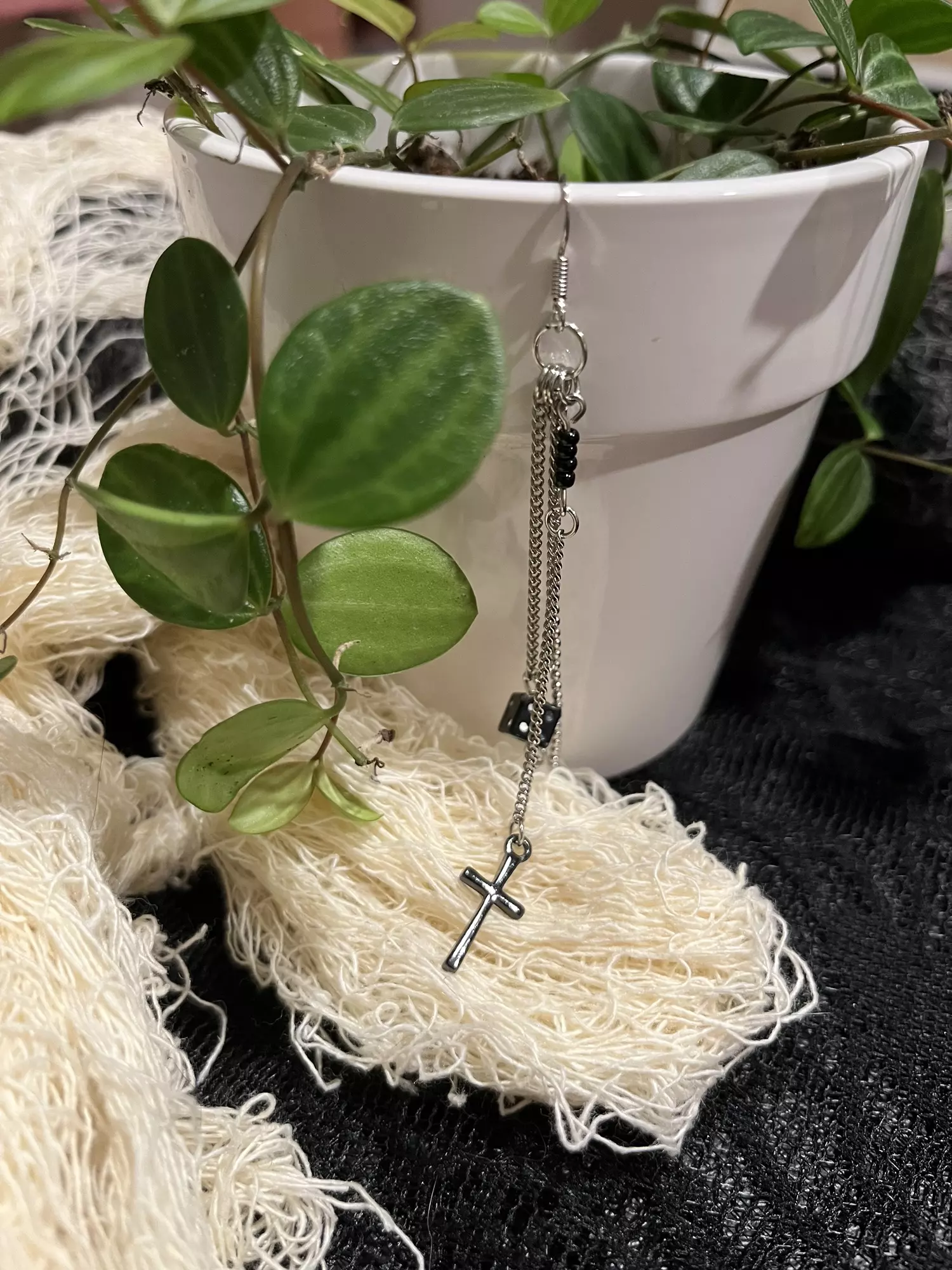 plant/Dark pot charm-0