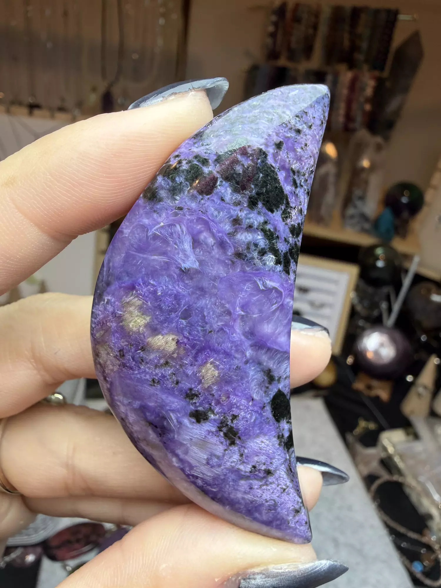 plant/charoite moon-0