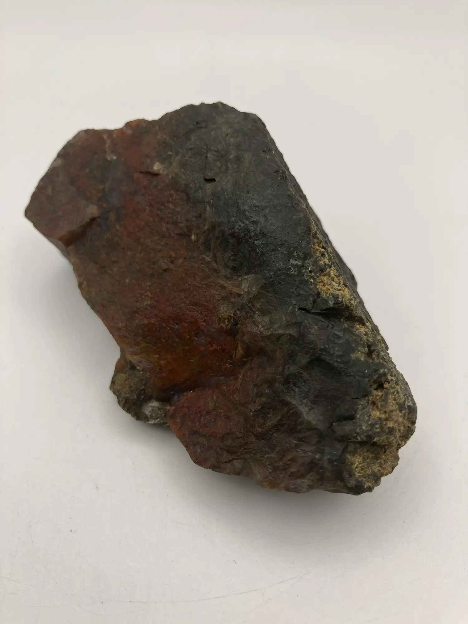 plant/Maury Mountain Moss Agate - Red - 4.80oz-1