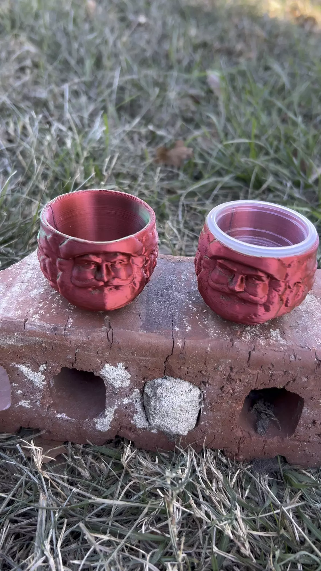 plant/Set of two Santa dish holders/sphere holders-1