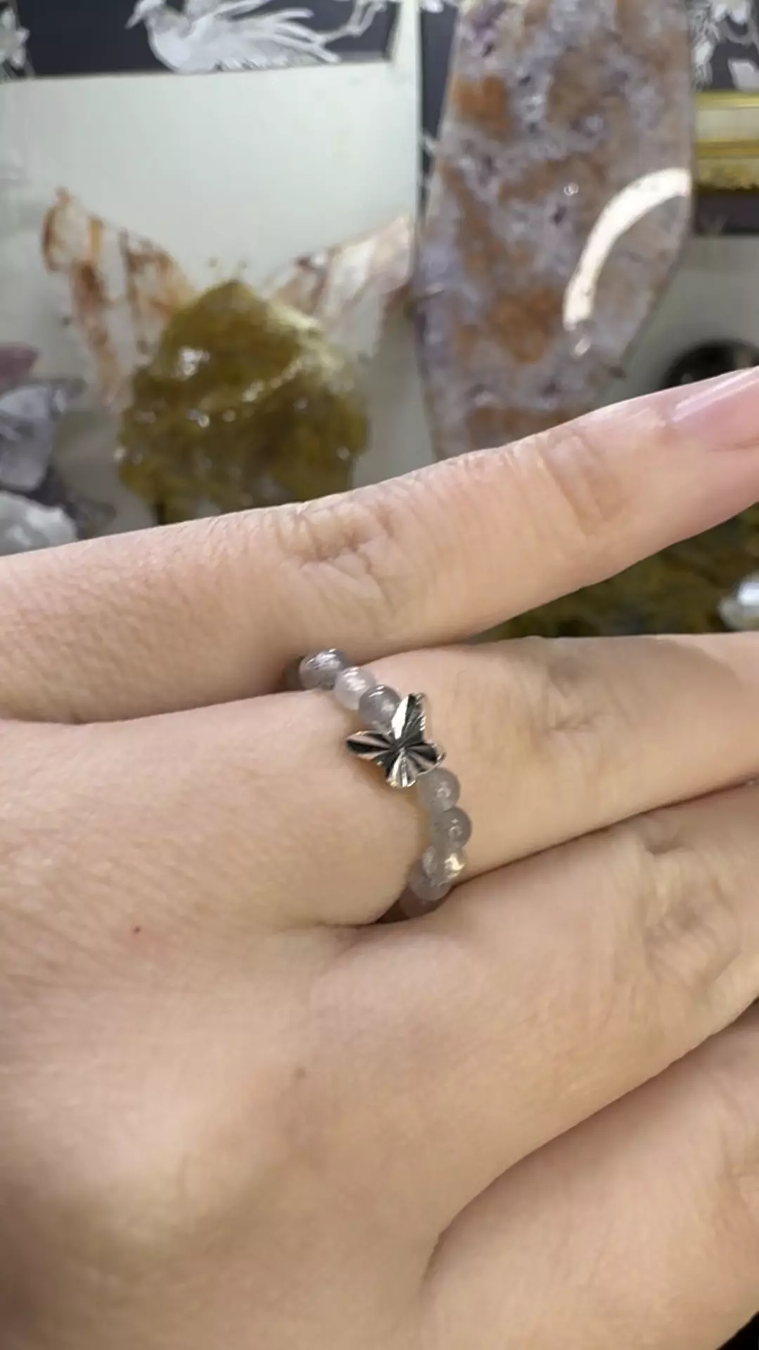 plant/$5| Lab Beaded Butterfly Ring - Elastic-0