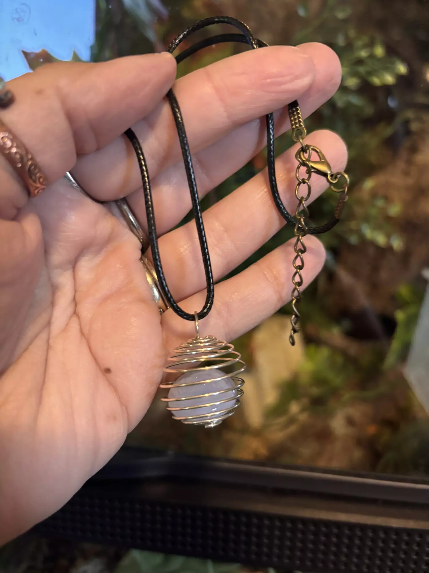 plant/Tumble/Sphere Necklace-0