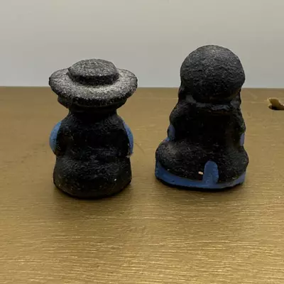 plant/Cast Iron Miniature Amish Man and Woman Vintage Couple 1" High Dollhouse-2-thumbnail