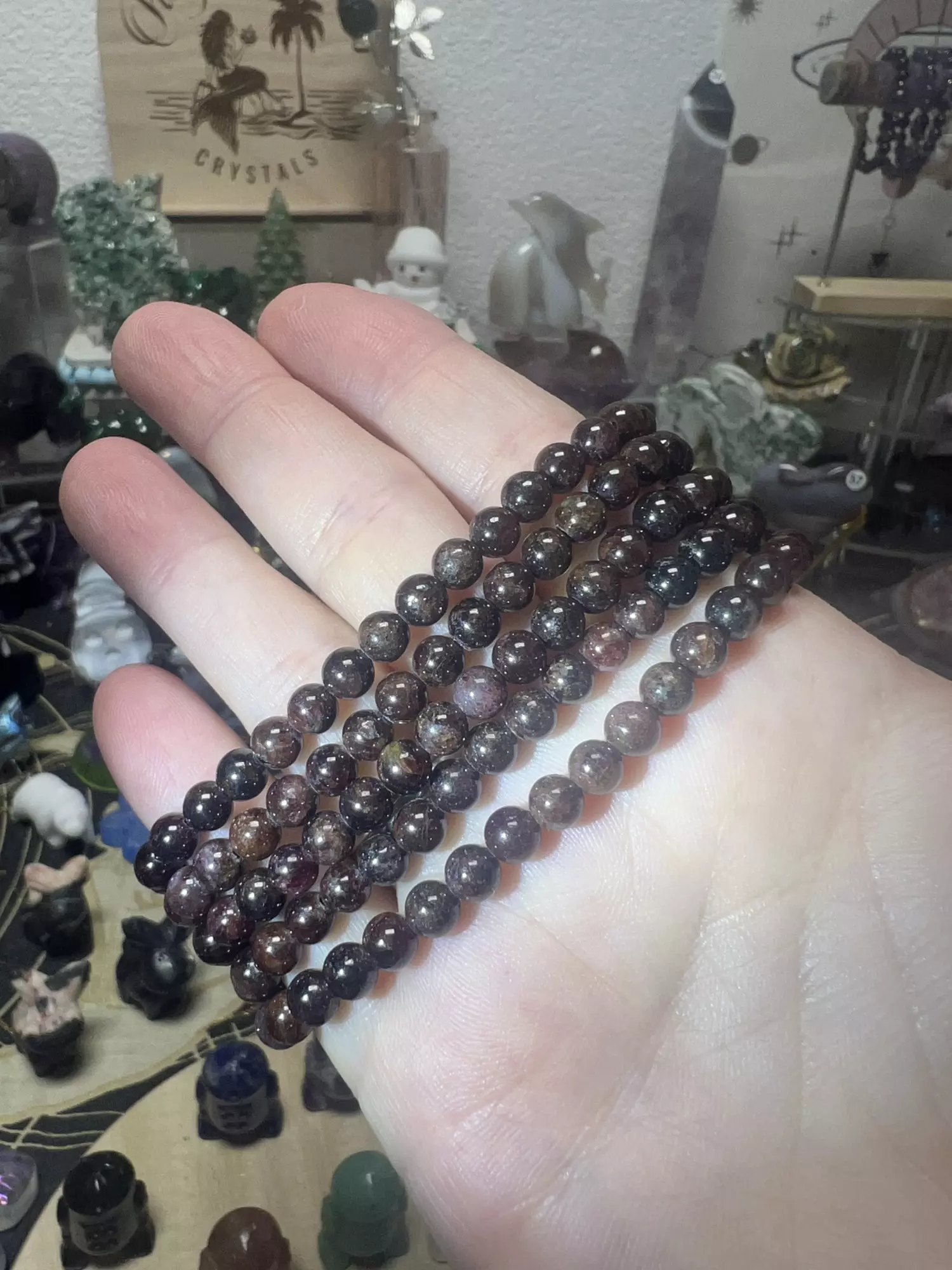 plant/$8| 6mm Garnet Bracelet (one)-0