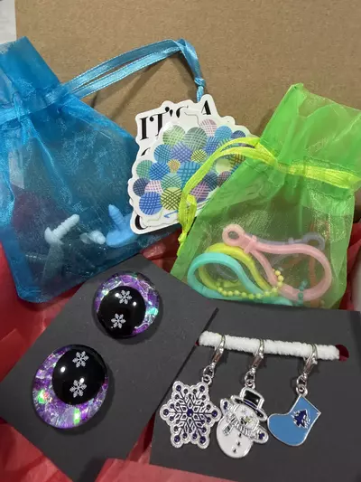 plant/Crochet maker gift set w/handpainted eyes-1-thumbnail