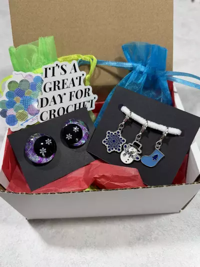 plant/Crochet maker gift set w/handpainted eyes-0-thumbnail