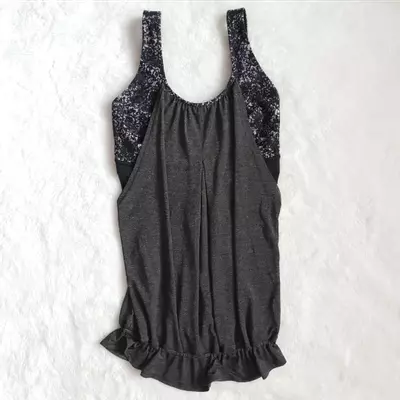 plant/Lululemon - Size 4, Athletic Top w/Bra-0-thumbnail