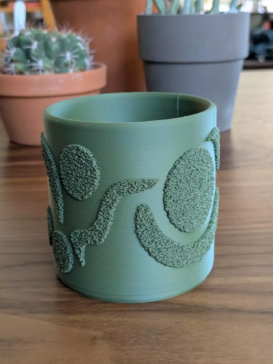 plant/3in Modern abstract: Jess Green-0