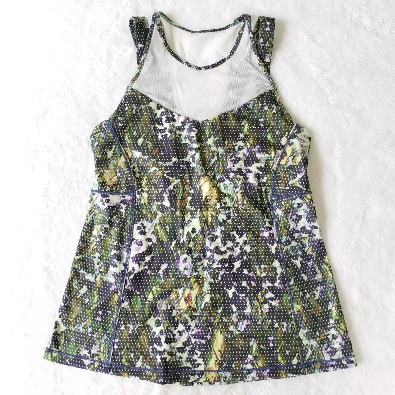 plant/⭐️NEW⭐️ Lululemon- Size 8, Running in the City Tank-1