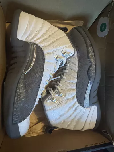 plant/Jordan 12 White Dark Grey Size 9.5-0-thumbnail