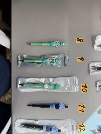 plant/Plant Twist Pen (Pt. 2)-3-thumbnail