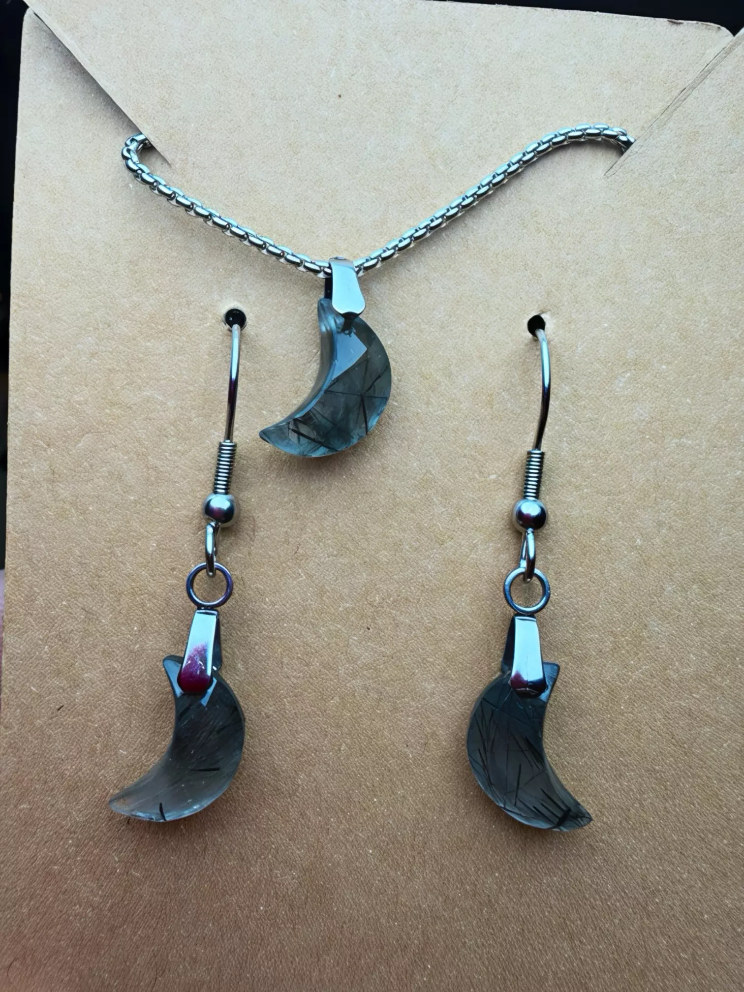 plant/black tourmaline rutile in quartz necklace and earrings set-0