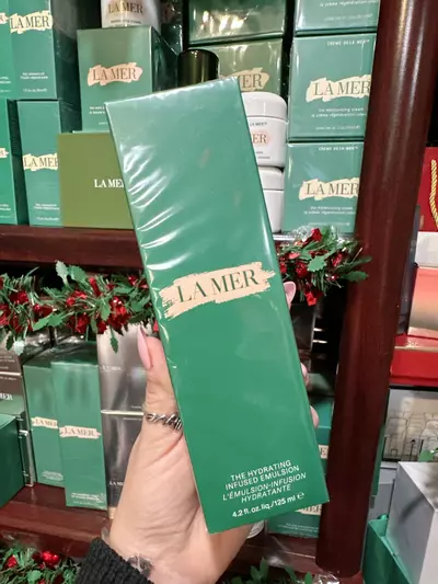 plant/La Mer The Hydrating Infused Emulsion-0-thumbnail