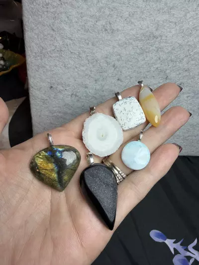 plant/bundled pendants $61 value-0-thumbnail