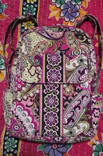 plant/Very Berry Vera backpack-0-thumbnail