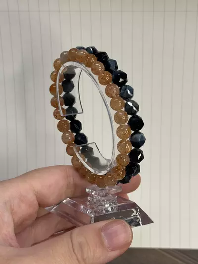 plant/$33| Sunstone 7mm ($18) + Blue Tigereye 8mm ($15)-0-thumbnail