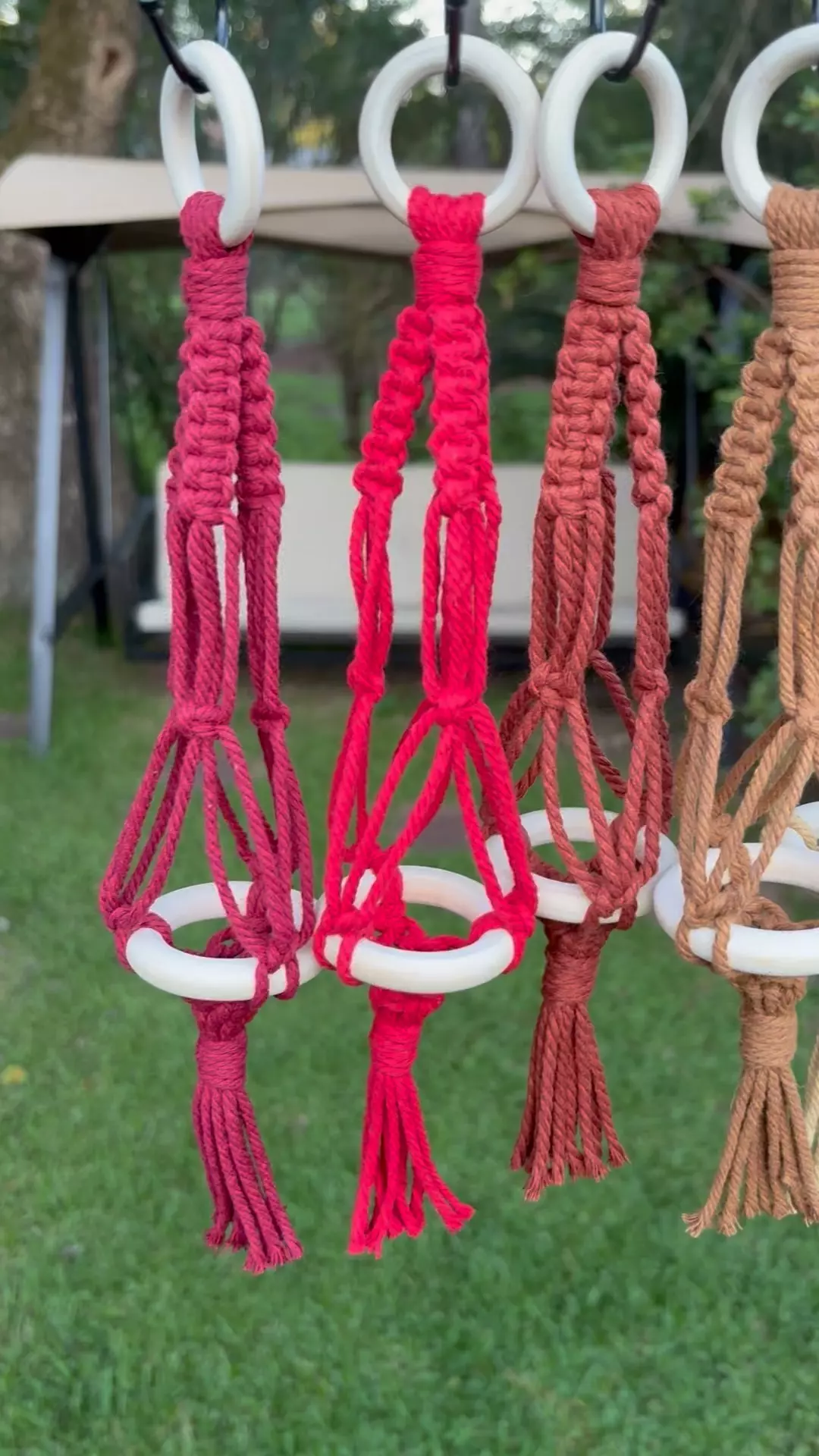 plant/*PREORDER* - Custom Color Sphere Holder-0